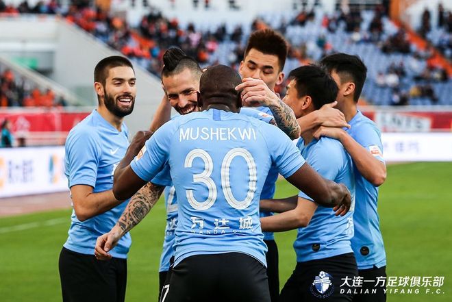 关于沃尔夫斯堡客场逆转胜法兰克福,赢得赛季首胜的信息 关于沃尔夫斯堡客场逆转胜法兰克福,赢得赛季首胜的信息