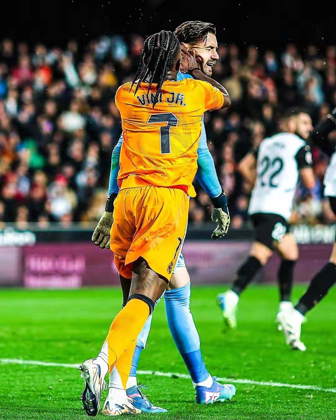 AG百家乐网页-皇马跌入西甲排名第四，球迷表现失望