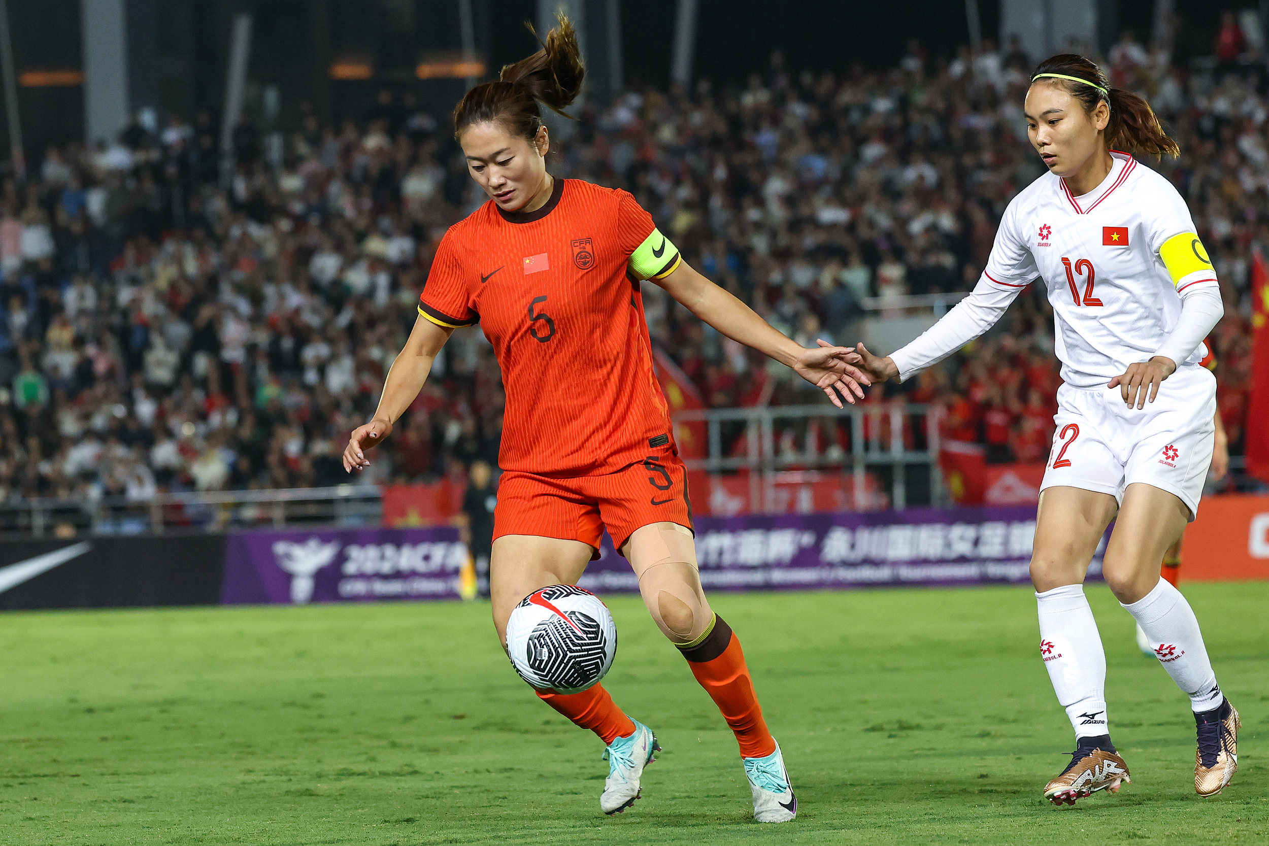 AG视讯-包含中国女足荣耀绽放，赢得国际赞誉的词条