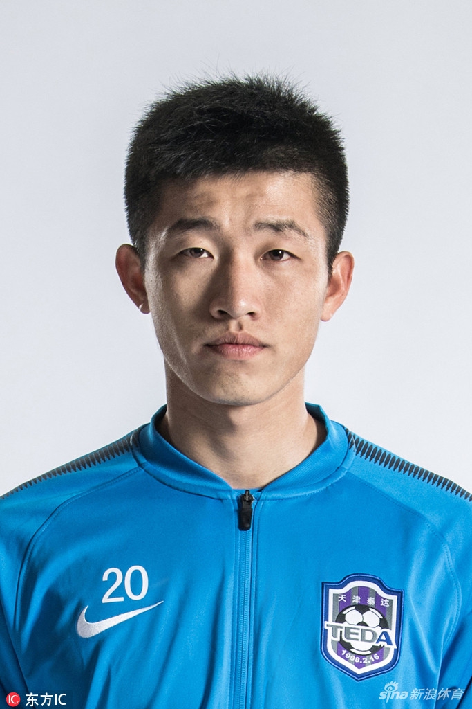 天津泰达队员士气高昂,备战瞄准目标 天津泰达队员士气高昂,备战瞄准目标