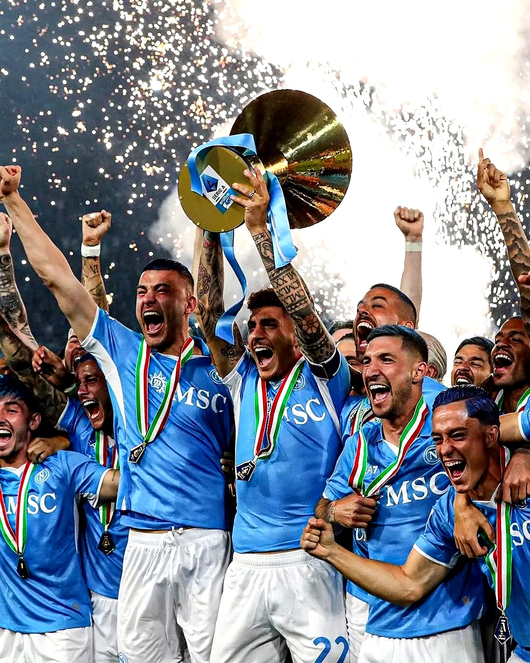 那不勒斯主场险胜热那亚,竭力保住胜利 那不勒斯主场险胜热那亚,竭力保住胜利