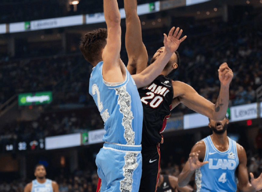 AG真人官方-雄鹿爆冷负于热火