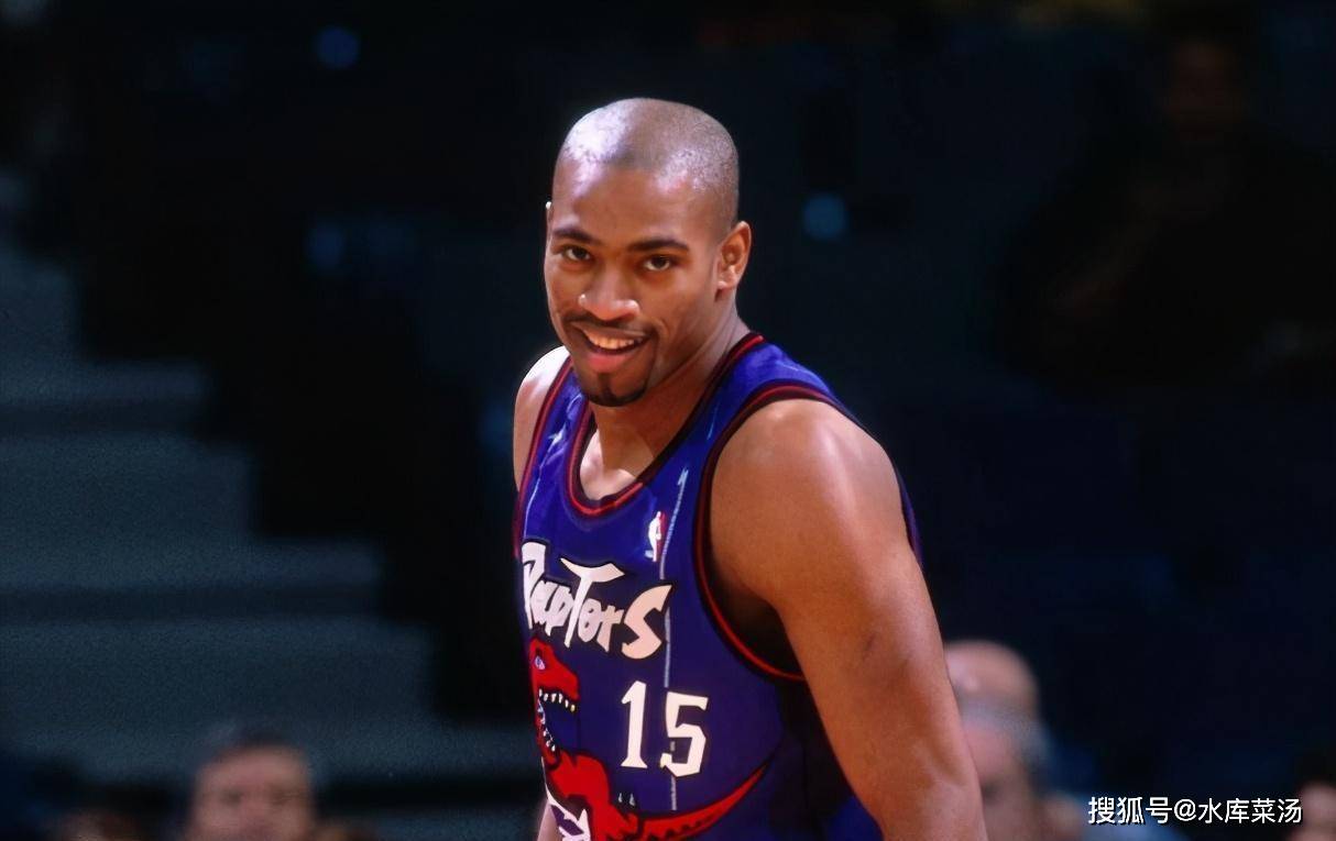 猛龙球员获得赛季MVP,庆祝盛大 猛龙球员获得赛季MVP,庆祝盛大