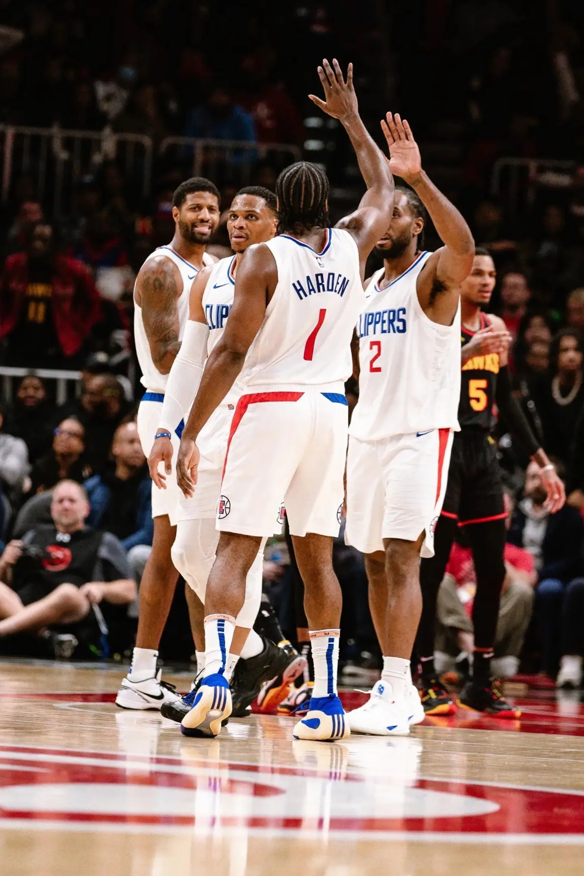 关于快船主场胜鹈鹕,保罗乔治砍下27分的信息 关于快船主场胜鹈鹕,保罗乔治砍下27分的信息